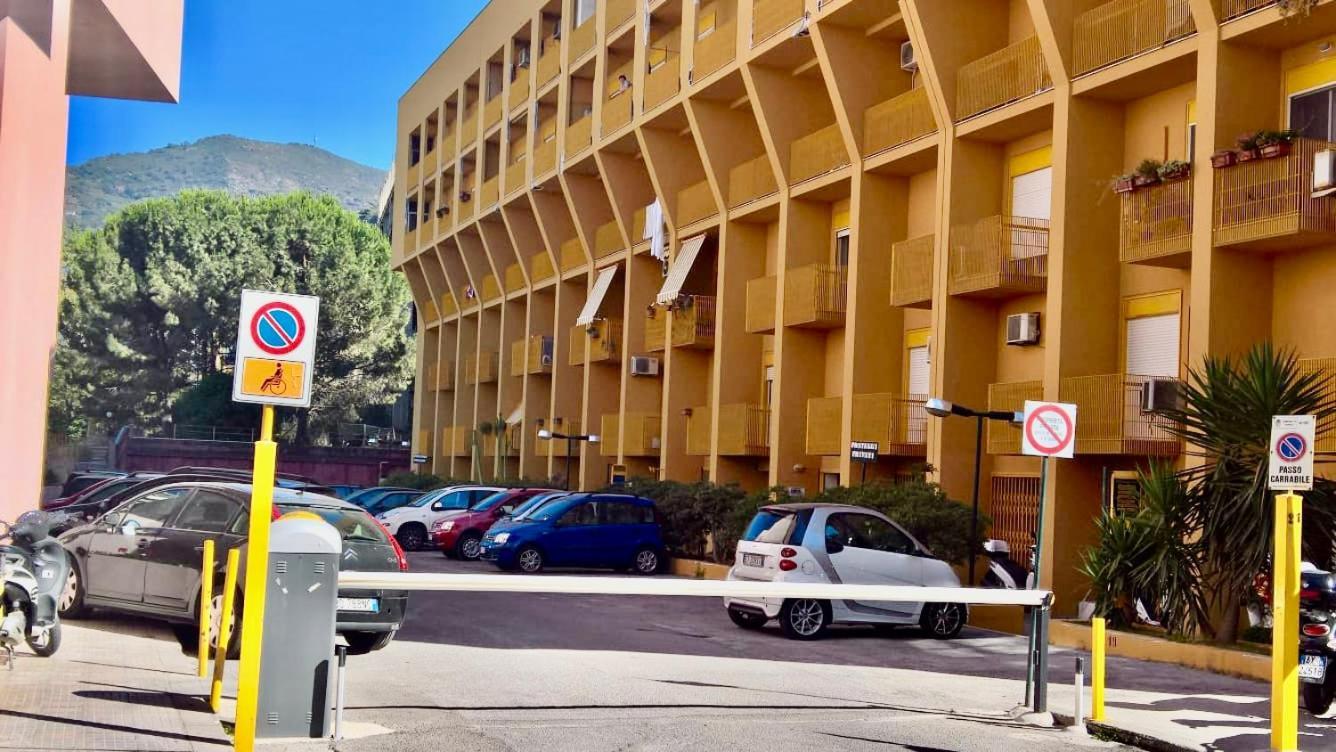 Yellow House Cefalù Εξωτερικό φωτογραφία